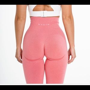 New NVGTN coral contour seamless leggings